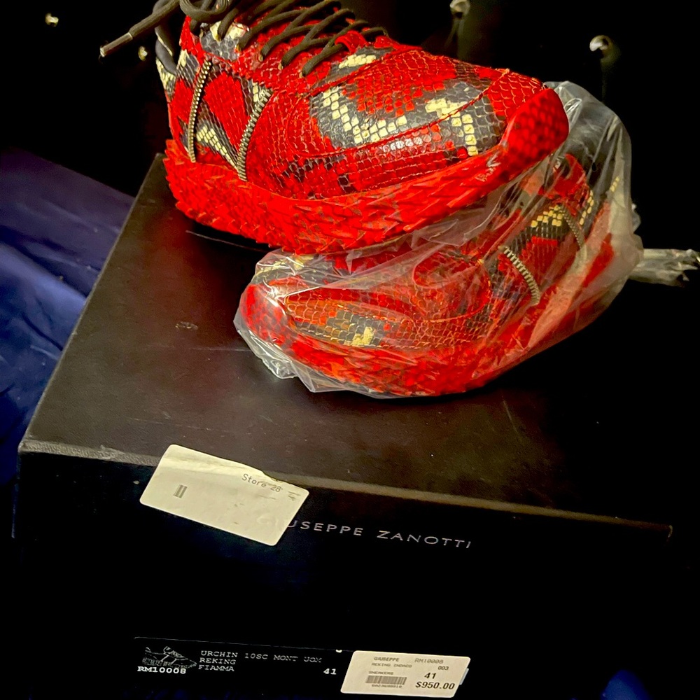 Snake skin Giuseppe